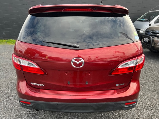 Mazda Premacy 2012 Image 4