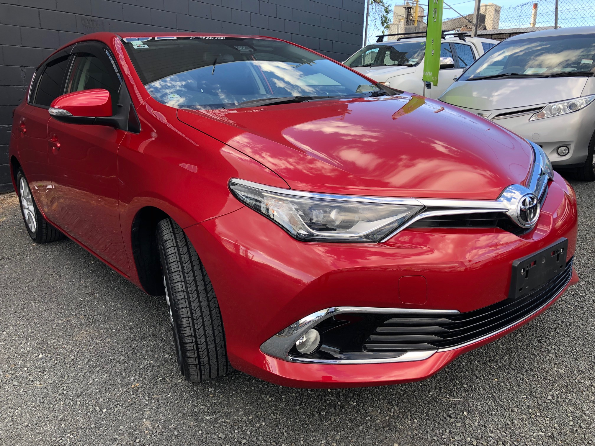 Toyota Auris 2016 Image 2