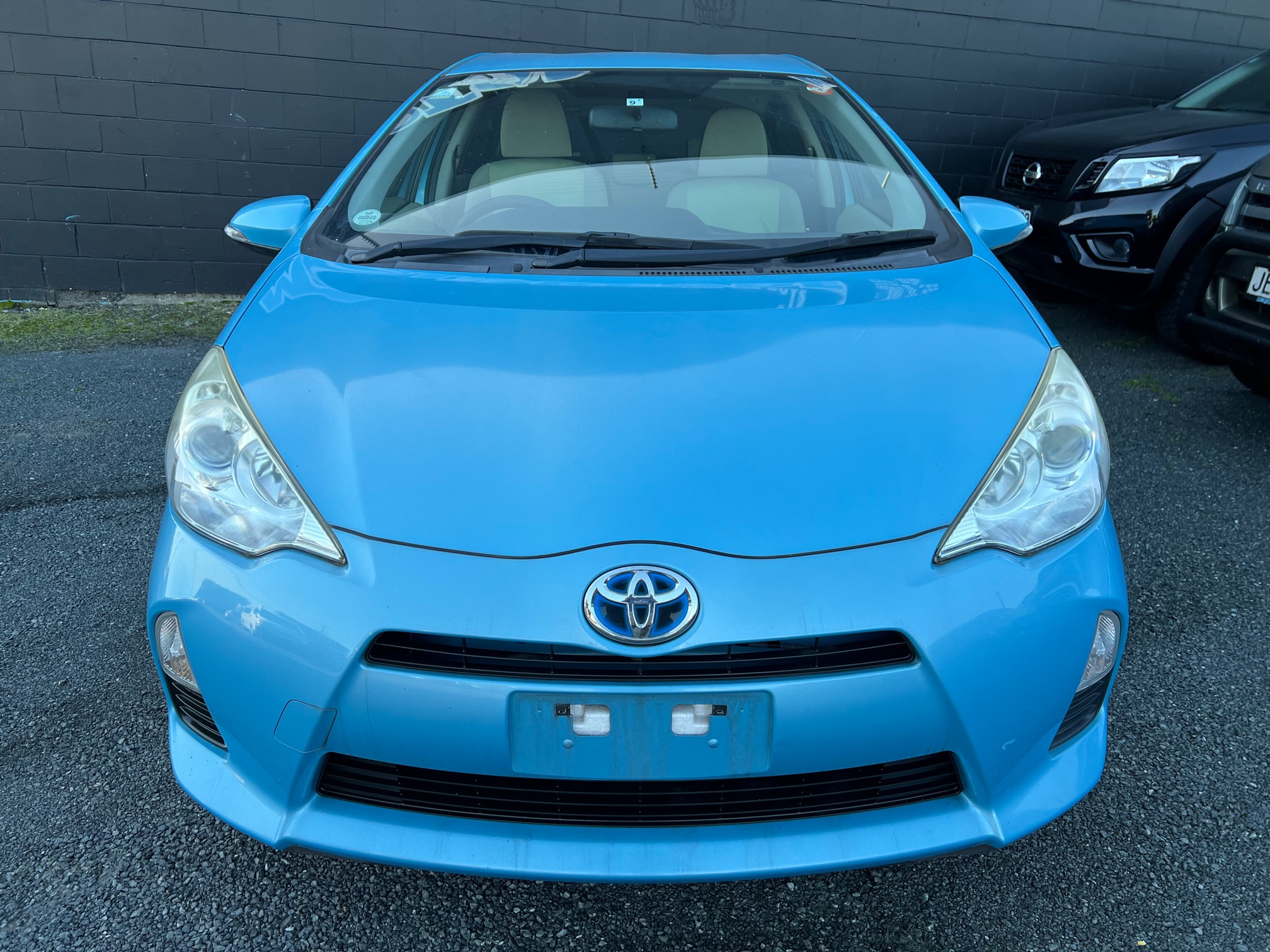 Toyota Aqua 2013 Image 3