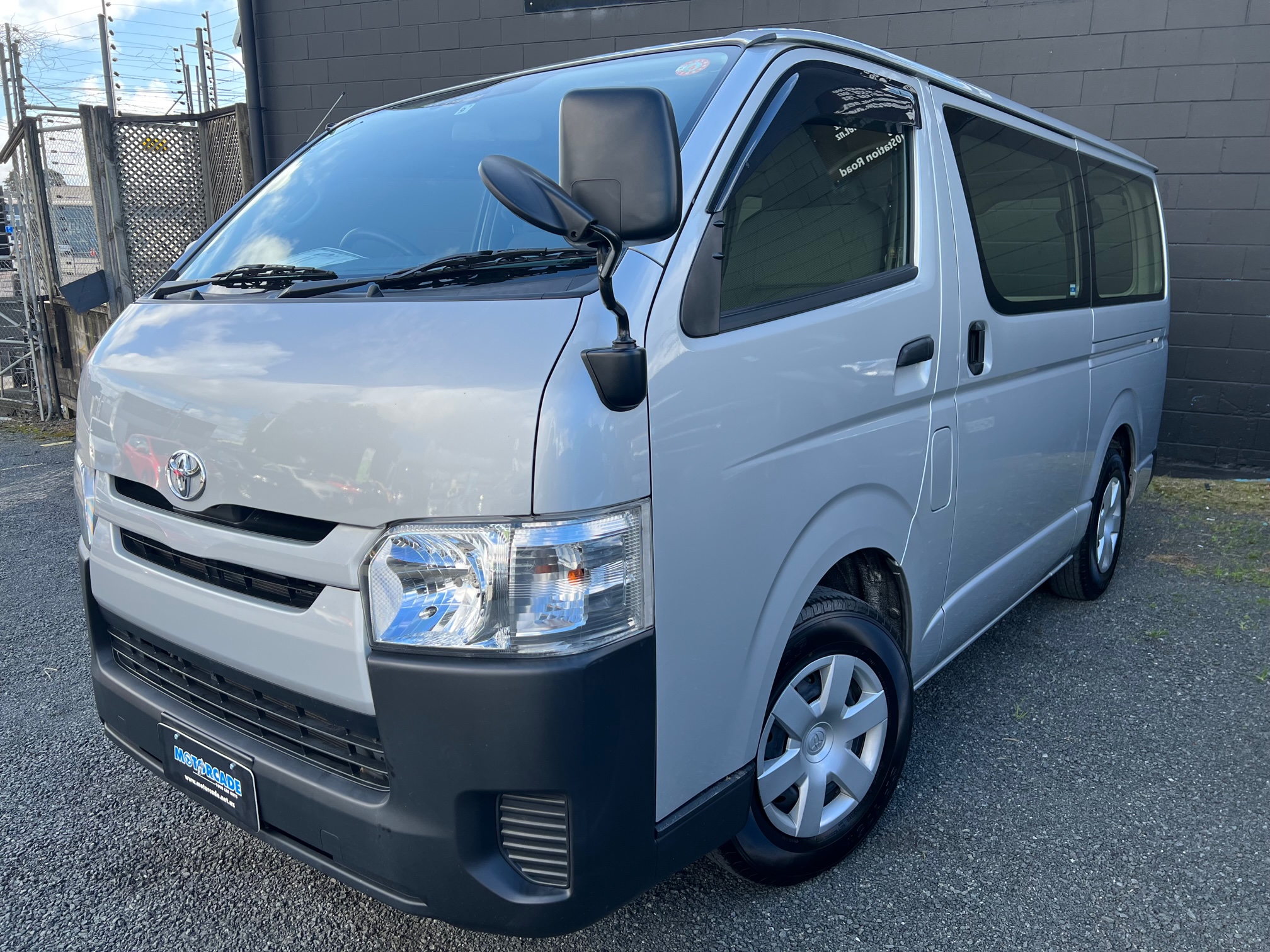 Toyota Hiace 2019 Image 1