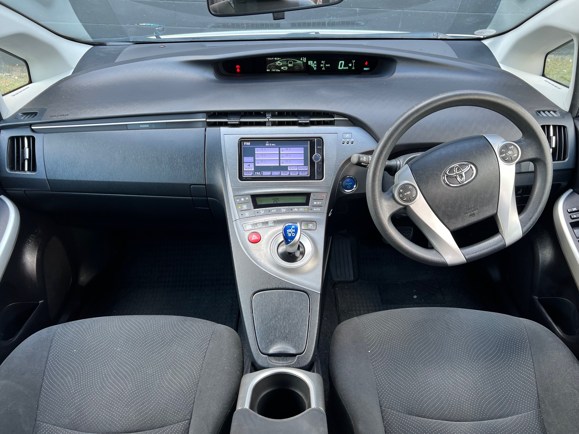 Toyota Prius 2013 Image 12