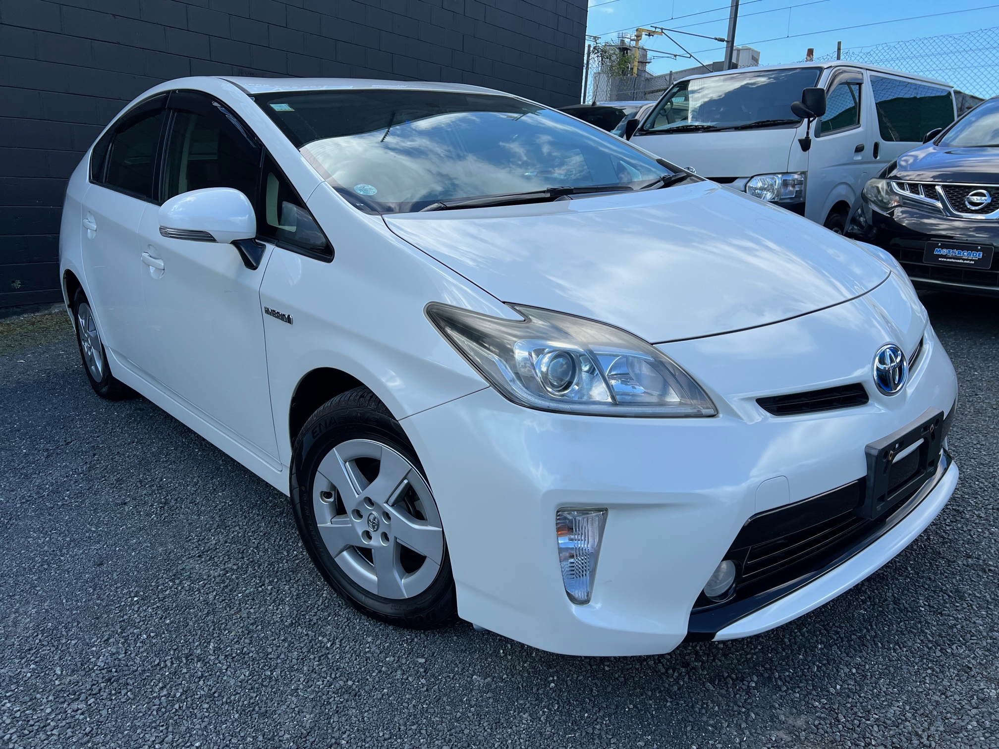 Toyota Prius 2013 Image 2