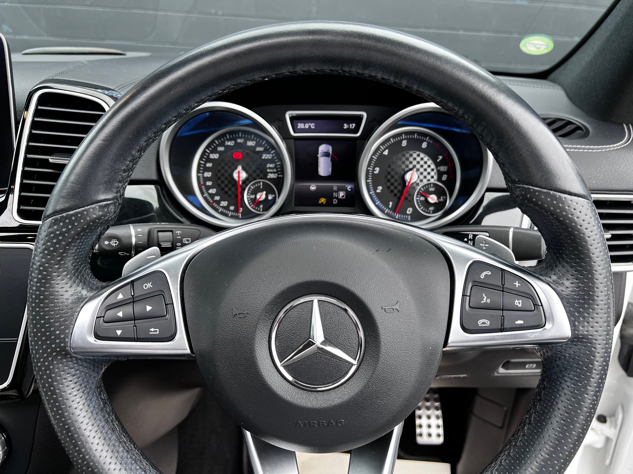 Mercedes GLE43 AWD Image 18