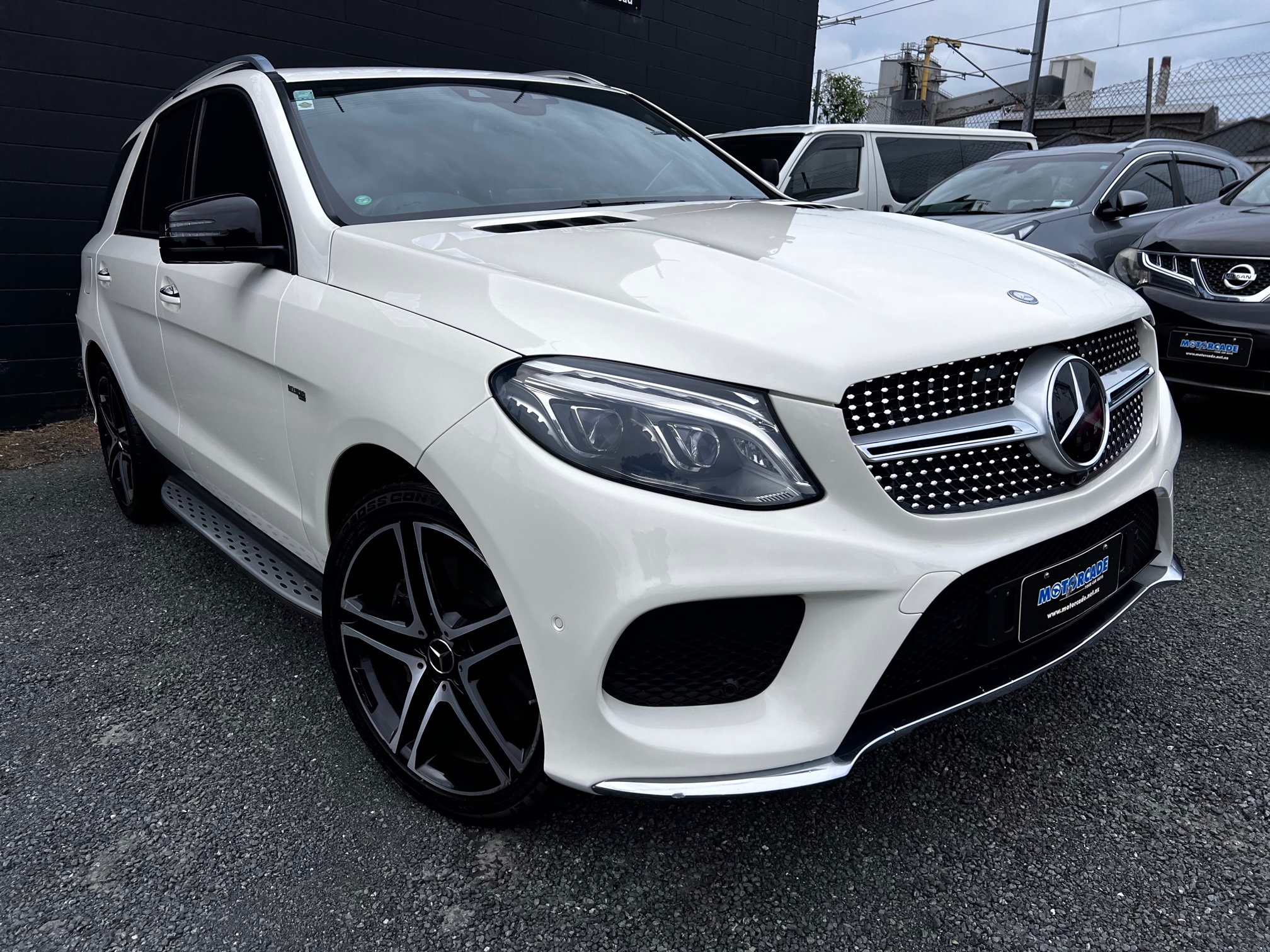 Mercedes GLE43 AWD Image 2