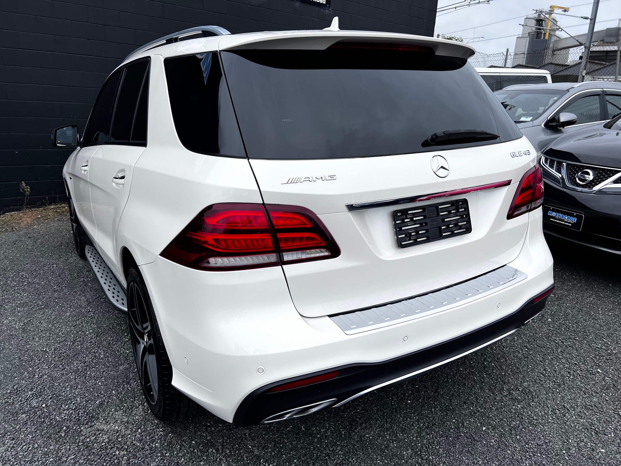 Mercedes GLE43 AWD Image 6