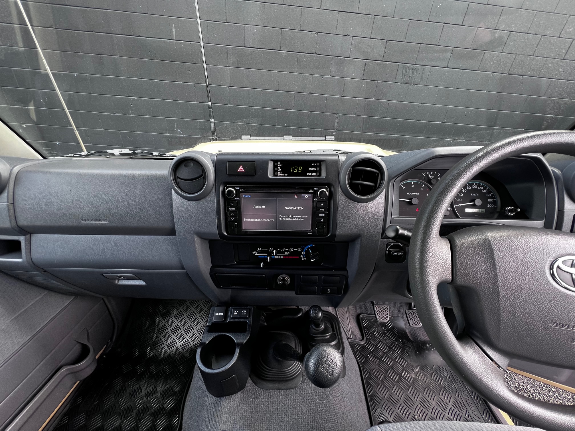 Toyota Landcruiser GXL 2020 Image 14