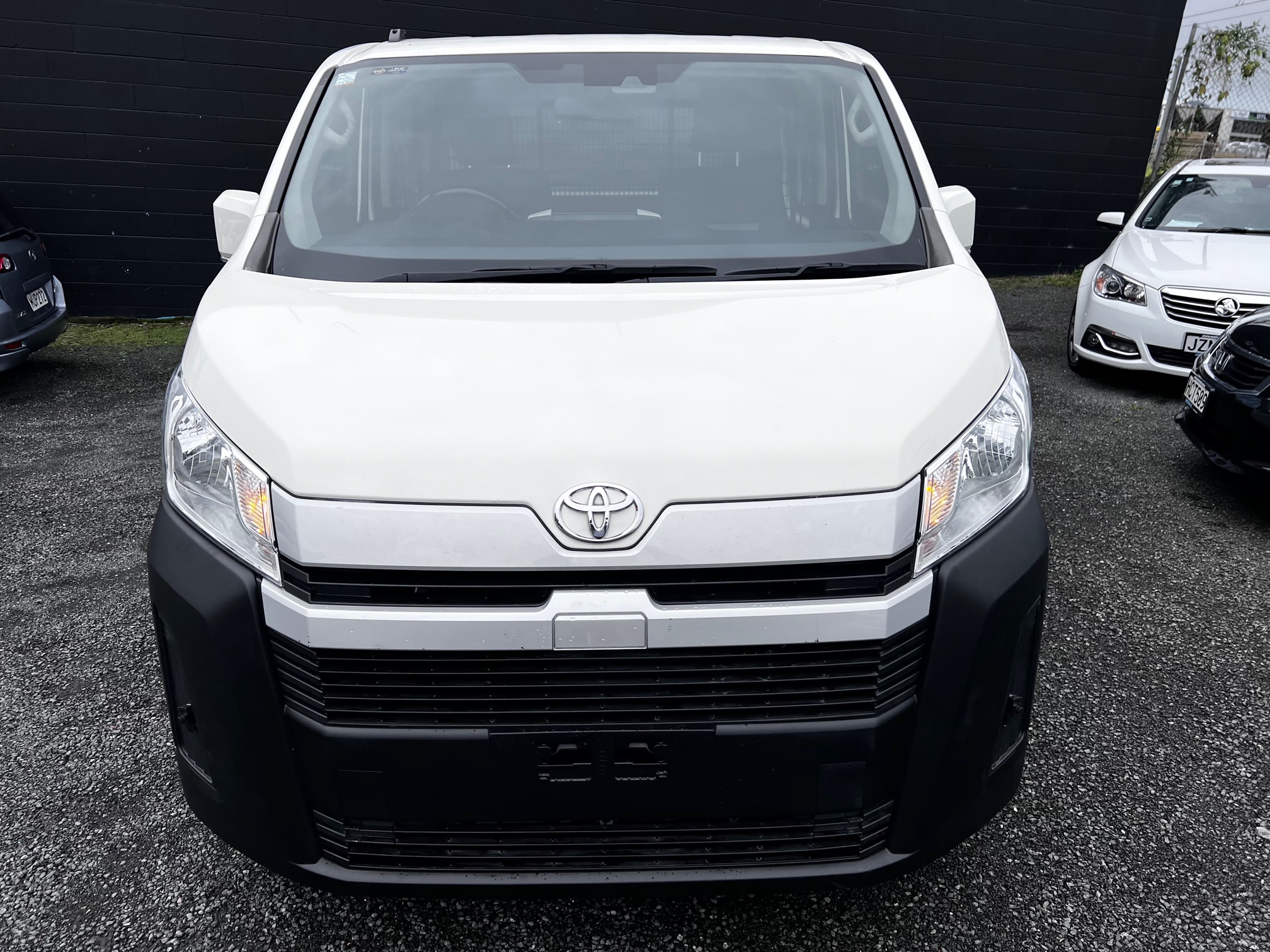 Toyota Hiace 2019 Image 3