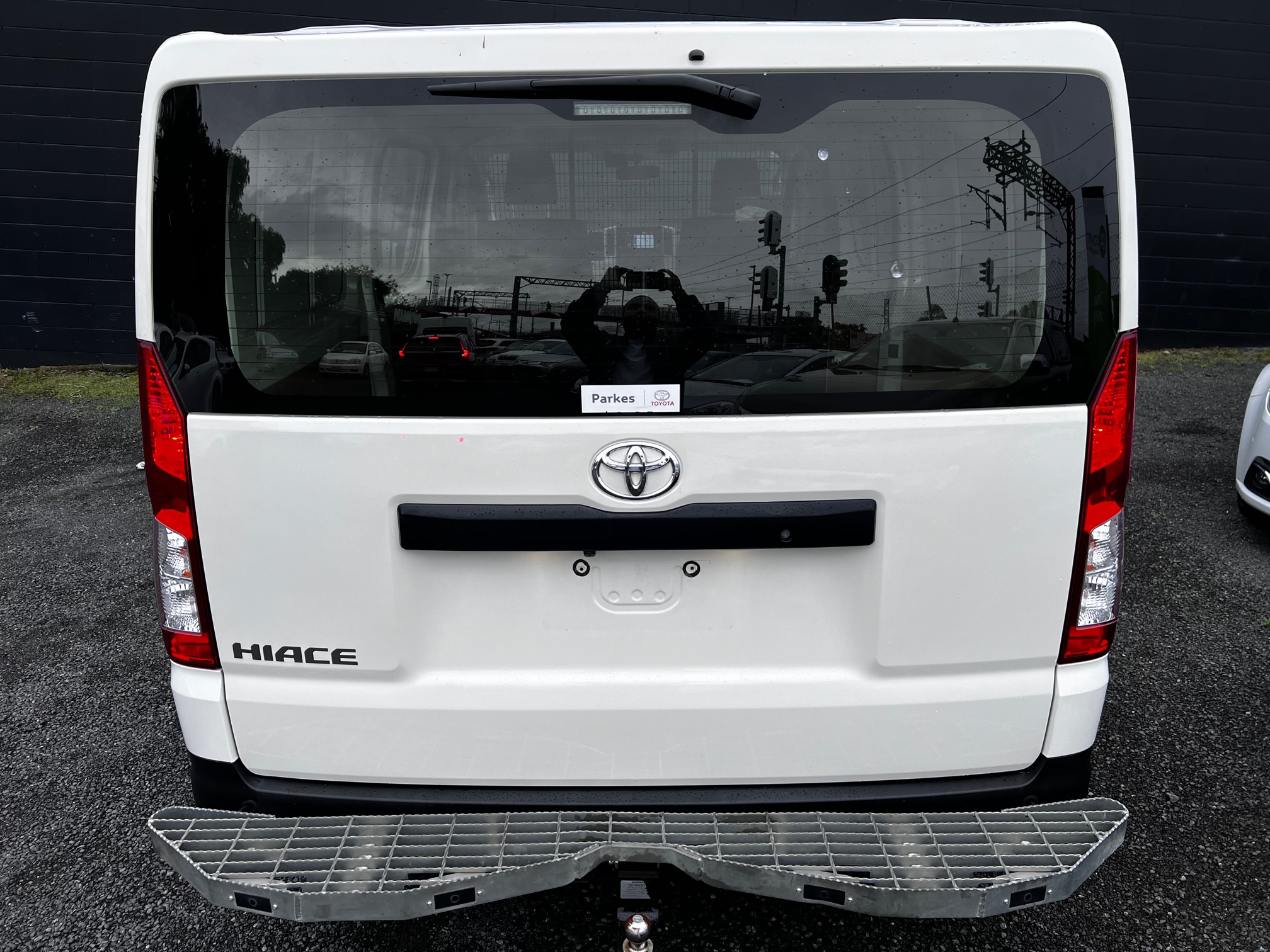 Toyota Hiace 2019 Image 4
