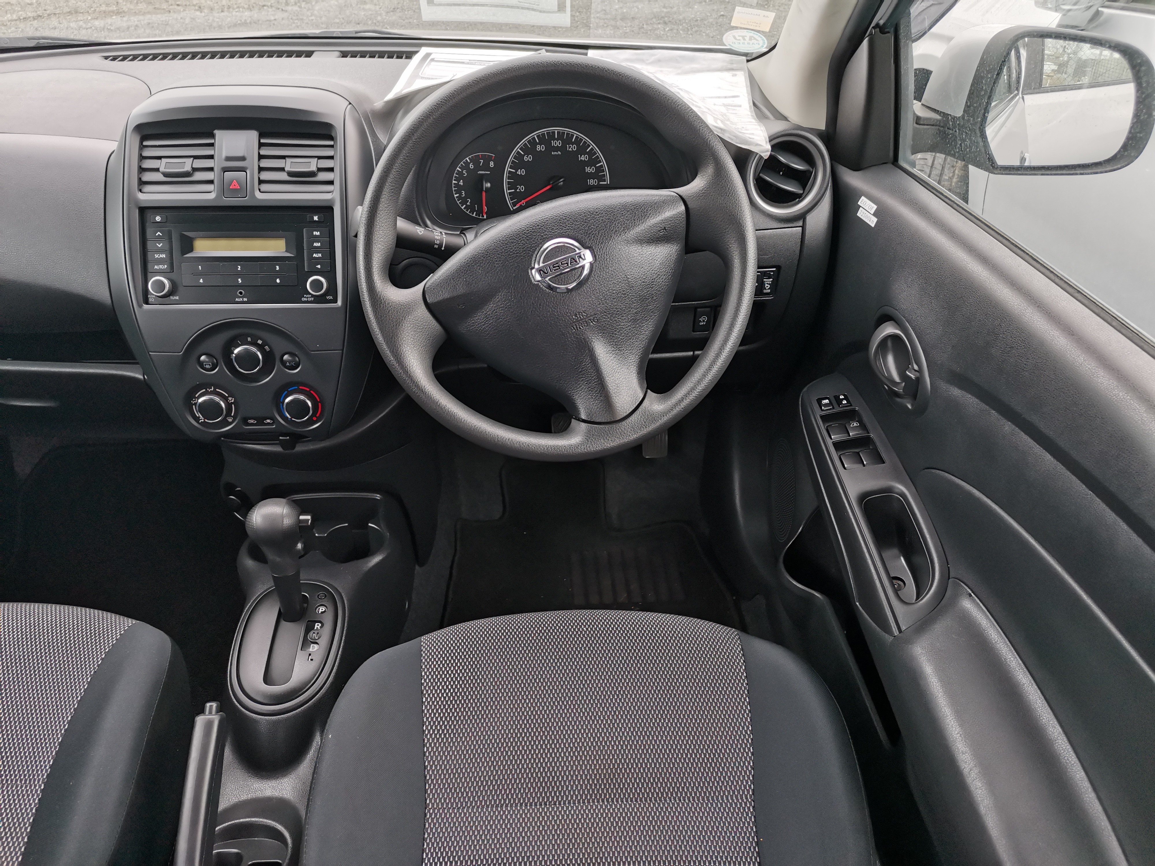 Nissan Latio 2015 Image 12