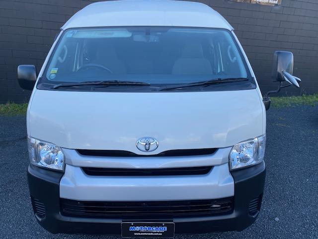 Toyota Hiace 2016 Image 3