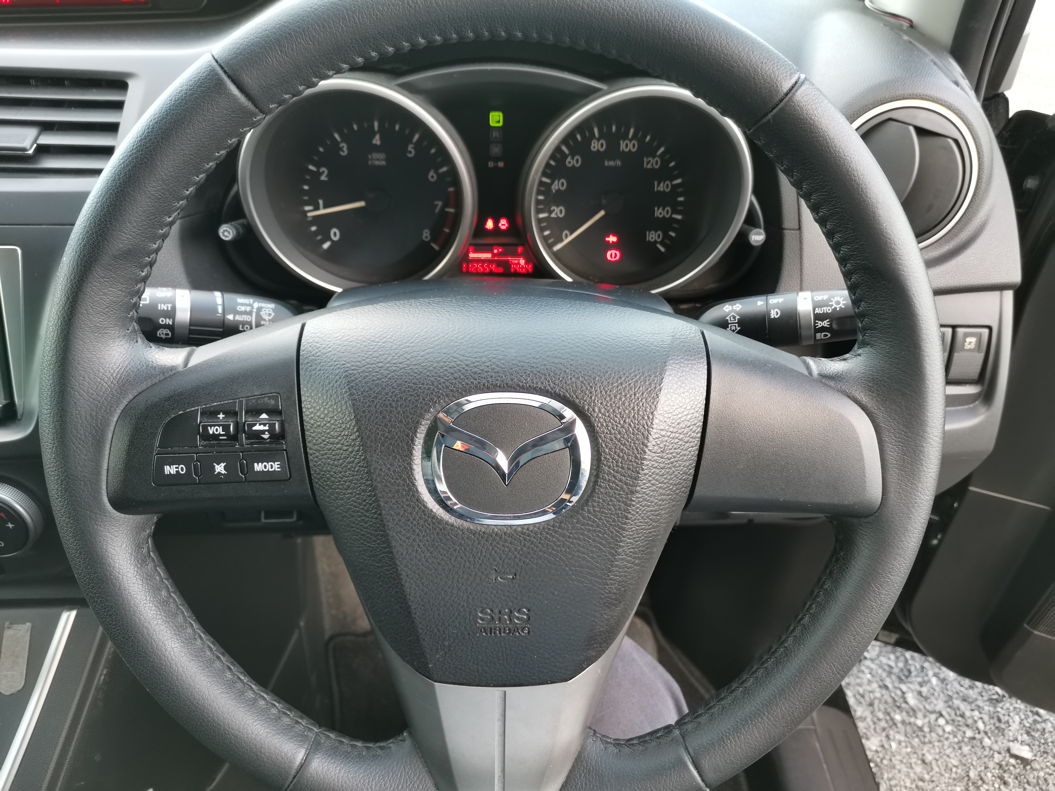 Mazda Premacy 2011 Image 14