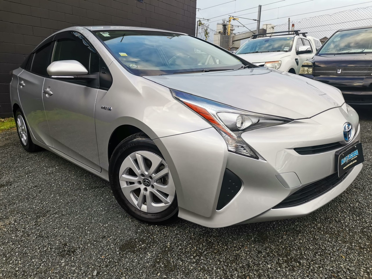 Toyota Prius 2017 Image 2