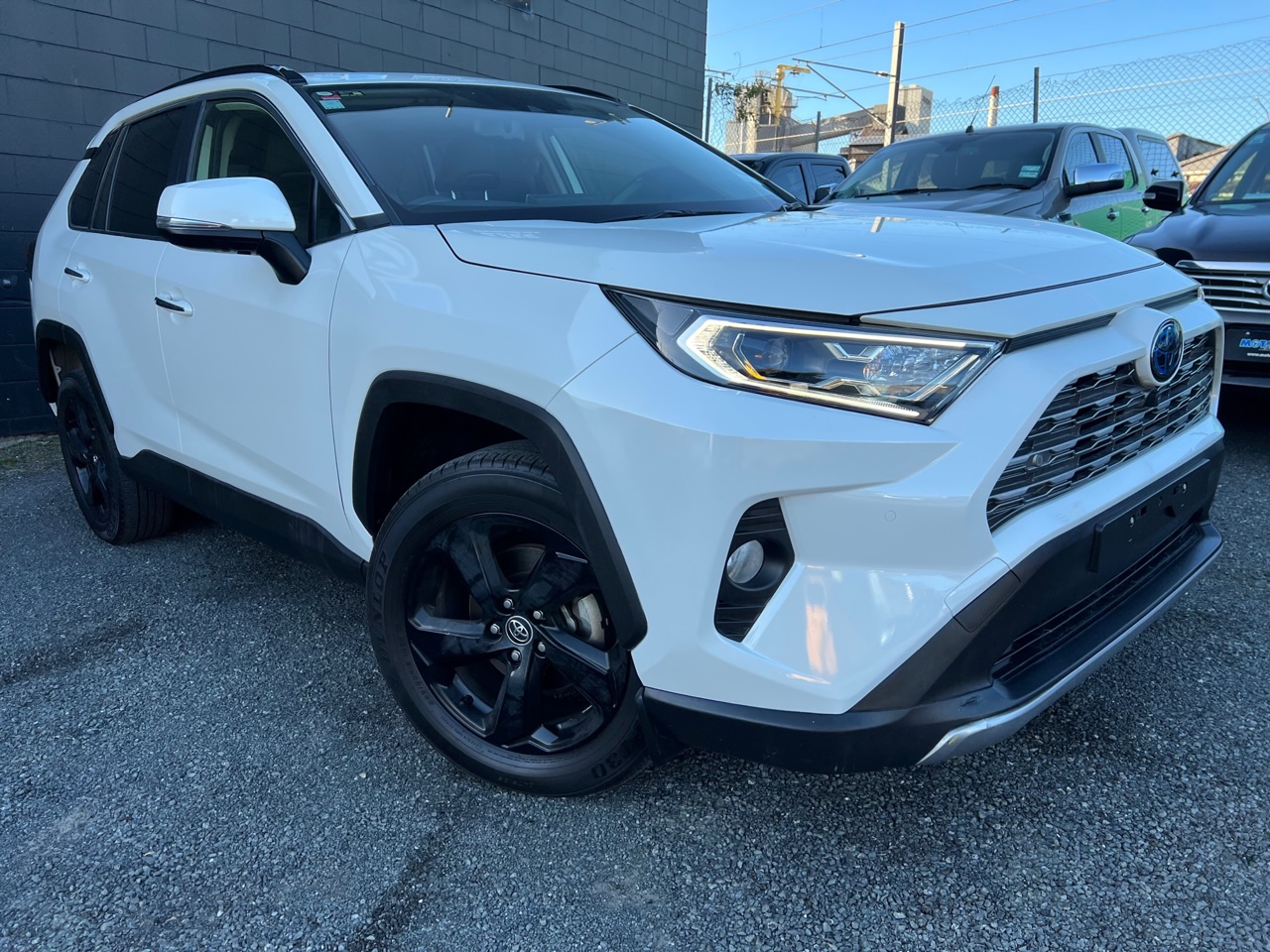 Toyota Rav4 2019 Image 2