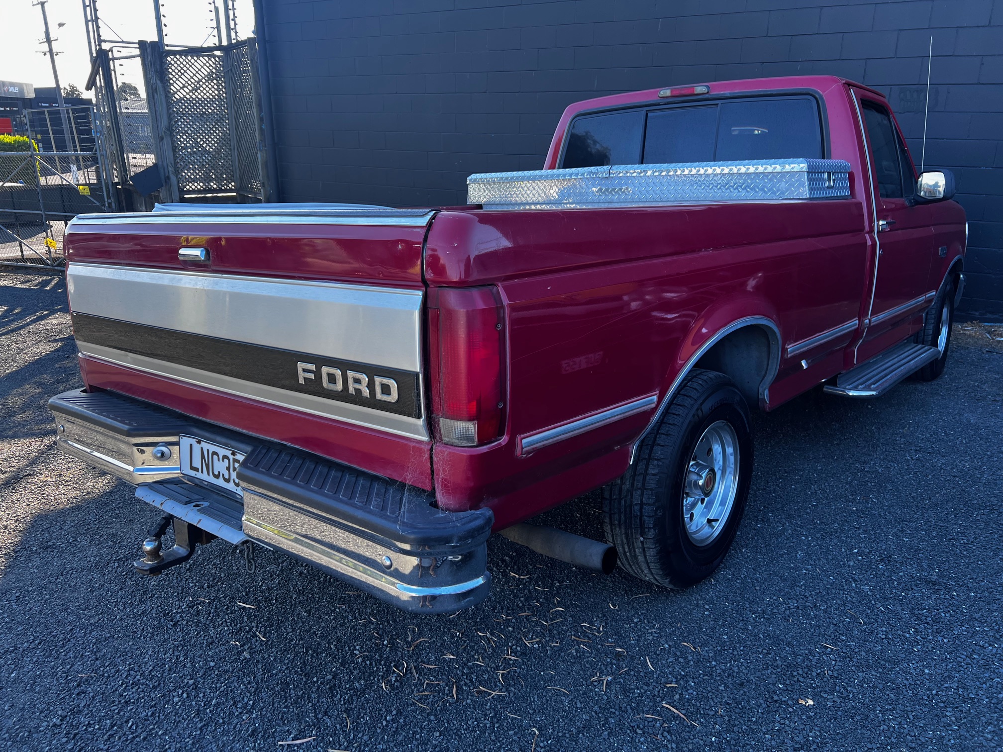 Ford F-150 1994 Image 6