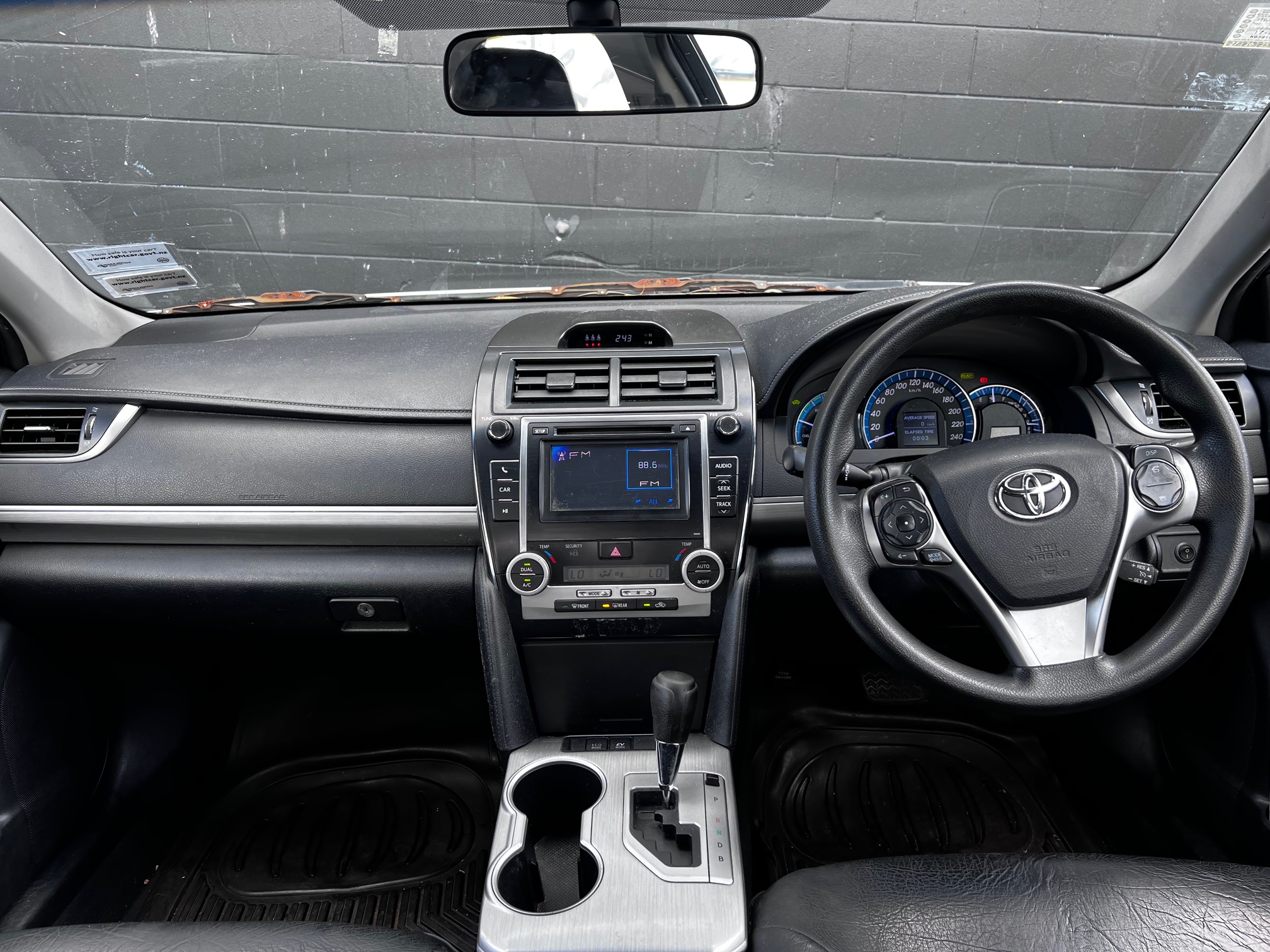 Toyota Camry 2012 Image 13